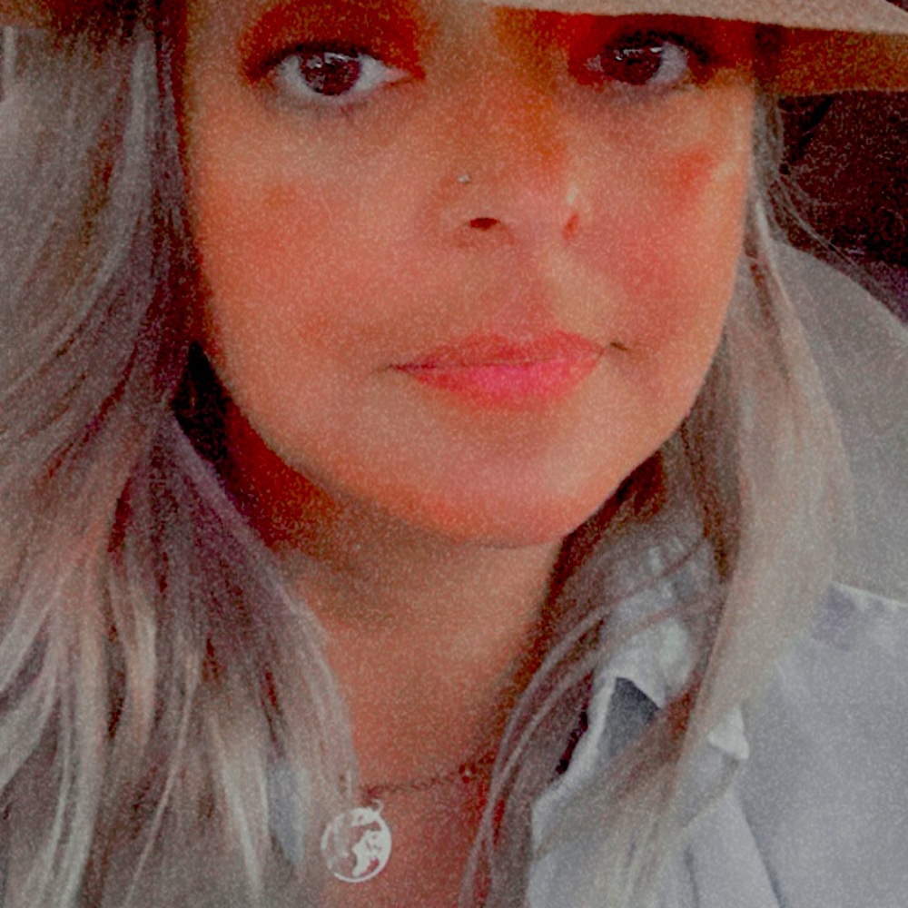 Meet your Posher, Ce ce